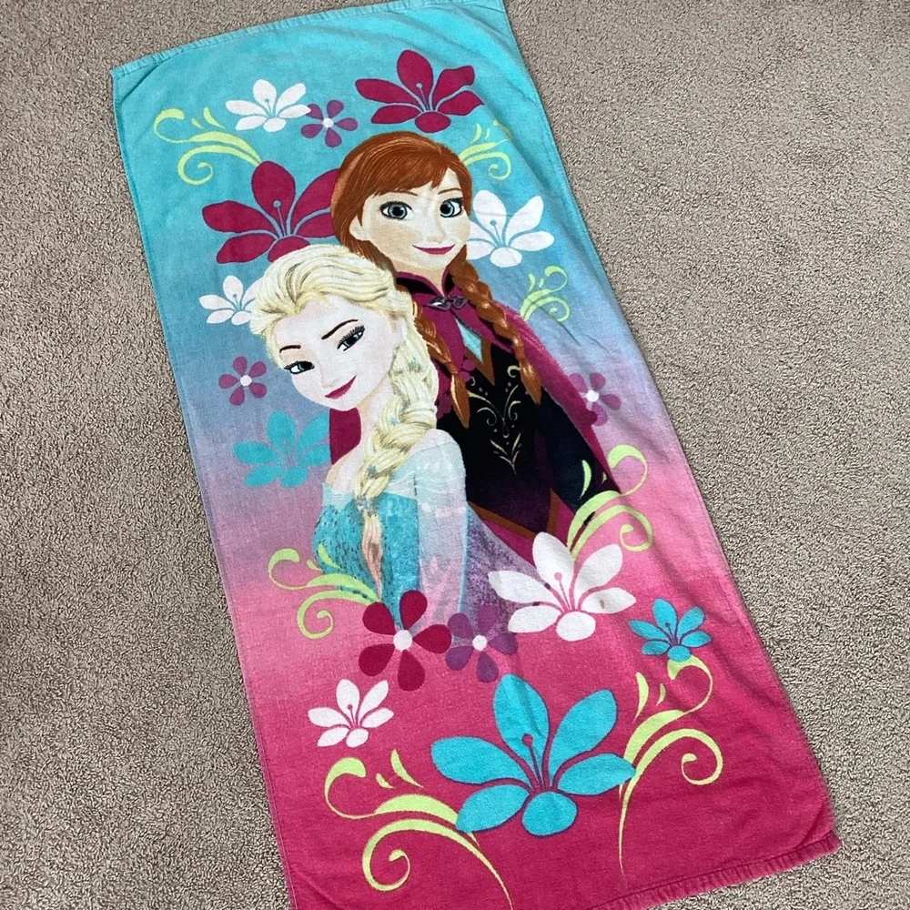 Disney Princess beach towel bundle | Elsa Anna Sofia Aurora Cinderella belle